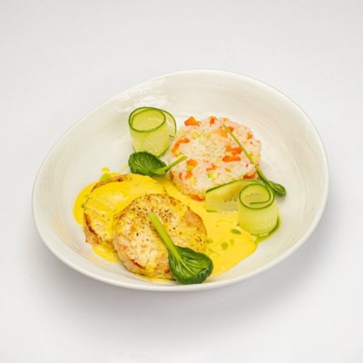 Куриные котлеты со сливочным сырным соусом